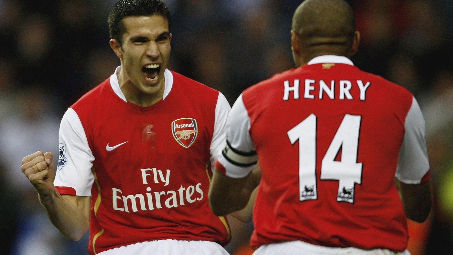 湖人重组阵容浓眉状态回暖助球队反弹，湖人队浓眉组合